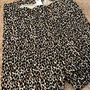 Old Navy large leopard print tight shorts